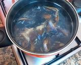 Foto del paso 5 de la receta: Sopa marinera de fanecas y mejillones al azafrán