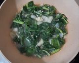 Foto langkah ke 5 dari resep Cah Kailan Bawang Putih.