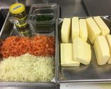 A picture of step 1 of Lemon butter elegant sauce.