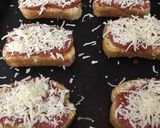 A picture of step 1 of Texas toast pizza#mycookbook.