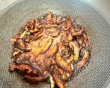 Gambar langkah 4 resipi 👩🍳Tumis Cendawan Shiitake Pedas.