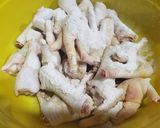 Hình bước làm 1 của món Chân gà chiên mắm tỏi
