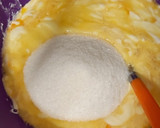 Foto del paso 2 de la receta: Tarta de queso la viña con yema tostada
