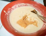 Foto langkah ke 3 dari resep Carrot Pancakes (pancake wortel).