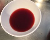 Une image de l'étape 3 de Compote de cerises et pêches de vigne.