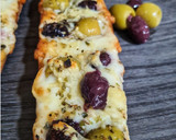 Foto del paso 3 de la receta: Panini con queso y aceitunas