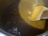 Corte de carne en salsa de durazno y chile morita