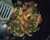 Foto langkah ke 2 dari resep Asam Manis Ikan Asin.