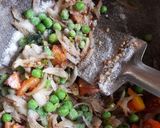 A picture of step 2 of Vermicelli upma.