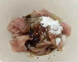 Foto del paso 1 de la receta: Pollo con cebolla (洋蔥雞)