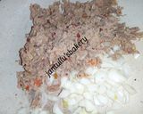 A picture of step 5 of Two Colours samosa.