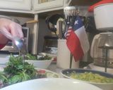 Foto del paso 2 de la receta: Ensalada de vegetales verdes con rollitos de jamón
