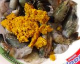 Foto langkah ke 2 dari resep Udang Goreng Bumbu Ketumbar.