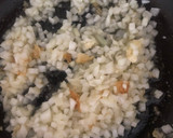 Foto del paso 4 de la receta: Merluza en salsa con pulpo y gambas