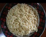Foto langkah ke 1 dari resep Mie goreng rempah.