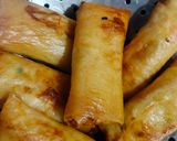 Foto langkah ke 5 dari resep Lumpia Sayuran Telur.