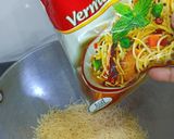 A picture of step 1 of Rakhi Sweet Vermicelli Kheer.