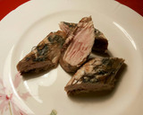 Foto del paso 10 de la receta: Solomillo de bonito, con hebras de hinojo y escamas de sal negra ahumada