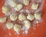 Foto del paso 7 de la receta: Ñoquis de papas de mi mamá