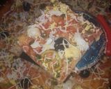 صورة لخطوة 3 من وصفة بيتزا كاري مثل المحلات 🍕
