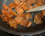Foto langkah ke 2 dari resep Salmon Mentai Rice.