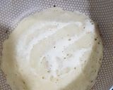 عکس مرحله 3 از دستور نان ملاقه ای