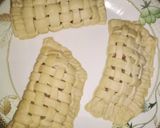 A picture of step 7 of Ladies pose pie.
