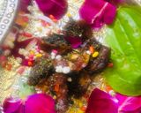 A picture of step 3 of Pan and date mukhvas.