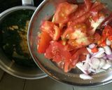 Foto langkah ke 5 dari resep Sayur bening Timun Katuk Jagung.