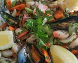 Pas rețetă Salată de creveți și scoici 5 fotografie