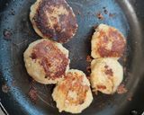 A picture of step 3 of Aaloo Tikki😋.
