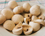 Foto del paso 1 de la receta: Paccheri a la crema de Gorgonzola con Champiñones