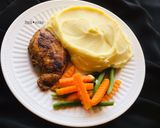A picture of step 21 of Mashed potato X pan grilled chicken.