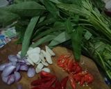 Foto langkah ke 1 dari resep (17) cah kangkung (tumis).