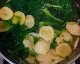 Foto del passaggio 4 della ricetta Orecchiette con le cime di rapa