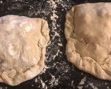 Foto del paso 2 de la receta: 223. Pizza calzone a la napolitana (principal pizza)