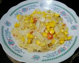 Foto langkah ke 5 dari resep Tumis Sawi Putih Jagung.
