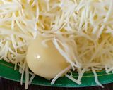 Foto langkah ke 5 dari resep Pandan Thumbprints Cookies tanpa oven.