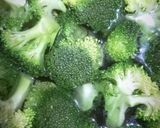 عکس مرحله 1 از دستور سالاد کلم بروکلی و خیار 🥦🥗