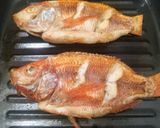 Foto langkah ke 4 dari resep Ikan Bakar Teflon Simpel Enak.