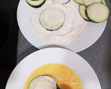 Foto del paso 3 de la receta: Berenjenas rebozadas y filetes al ajillo