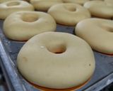 Foto langkah ke 2 dari resep Donat Tanpa Kentang.