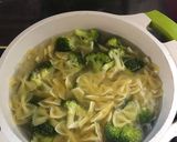 Foto del paso 2 de la receta: Farfalle con brócoli al pesto