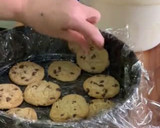 Foto del paso 2 de la receta: Pastel De Nieve de Vainilla con Galletas Chispas de Chocolate