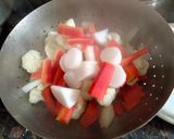 A picture of step 2 of Punjabi khatta meetha mixed vegetable pickle.