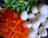 Foto langkah ke 1 dari resep Oseng telur puyuh pedas.
