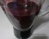 A picture of step 3 of Berries Smoothie Drink.