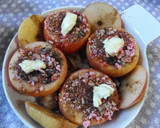 Foto del paso 2 de la receta: Manzanas horneadas con crocante de almendras al oporto