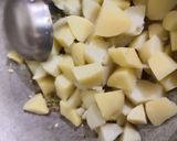 A picture of step 3 of Sawan special Potatoes.