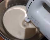 Foto langkah ke 16 dari resep Cake coklat isi stroberi.